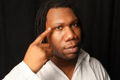 https://vivalahiphop.com/wp-content/uploads/2011/01/krs-one.jpg?w=300